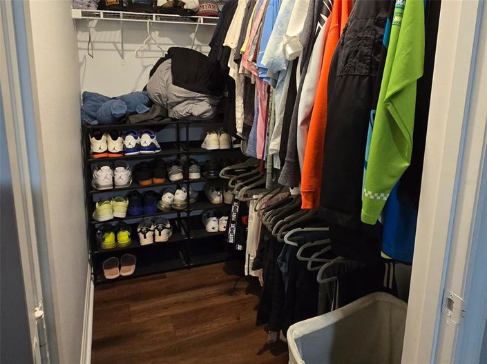 Image No.37-5 Bed House for sale