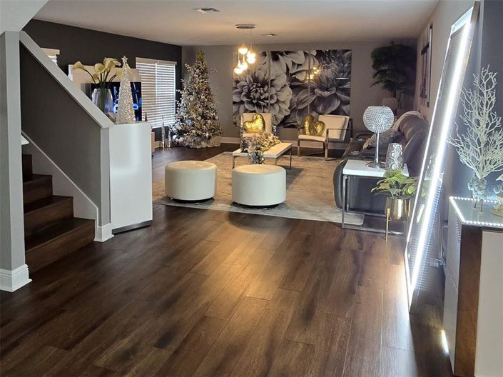 Image No.6-5 Bed House for sale