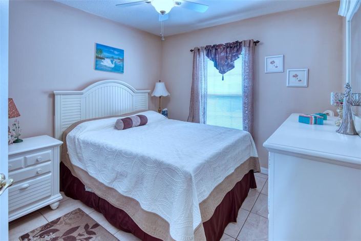 Image No.25-2 Bed House for sale