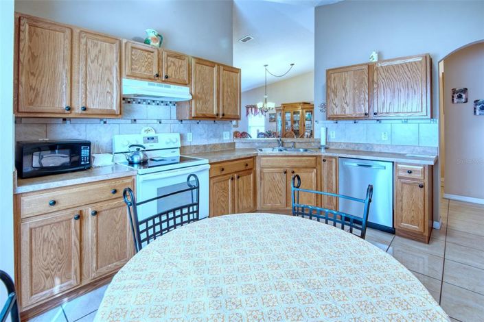 Image No.7-2 Bed House for sale