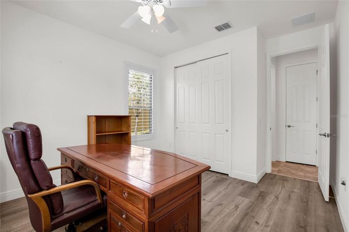 Image No.17-3 Bed House for sale