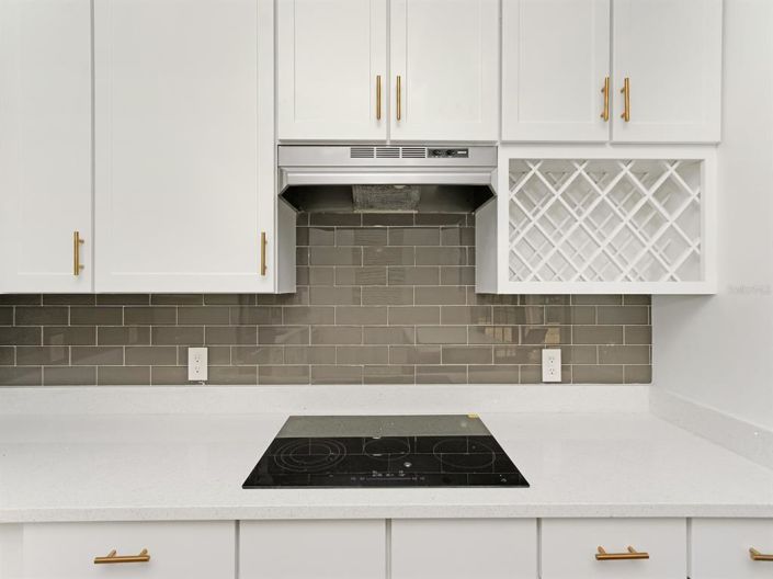 Image No.11-3 Bed House for sale