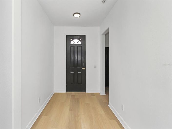 Image No.21-3 Bed House for sale