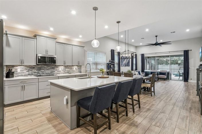 Image No.16-4 Bed House for sale