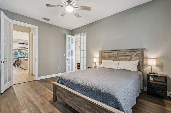 Image No.26-4 Bed House for sale