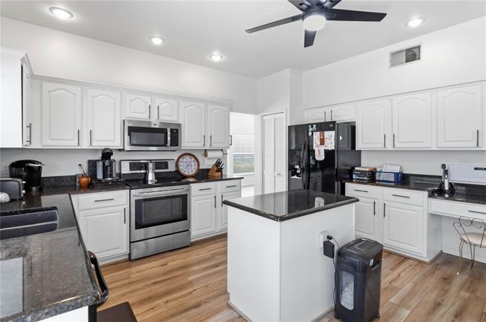 Image No.7-Maison de 4 chambres à vendre à Saint John