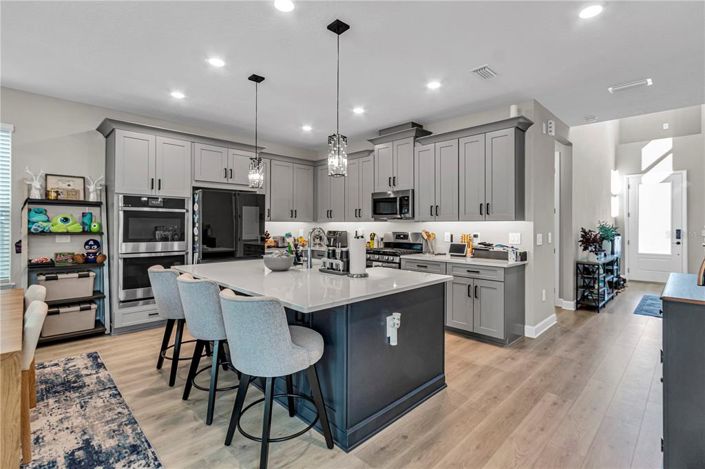 Image No.5-5 Bed House for sale