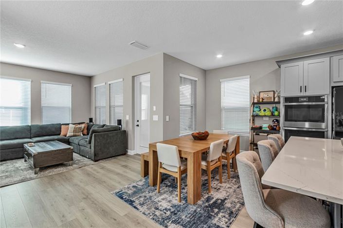 Image No.9-5 Bed House for sale