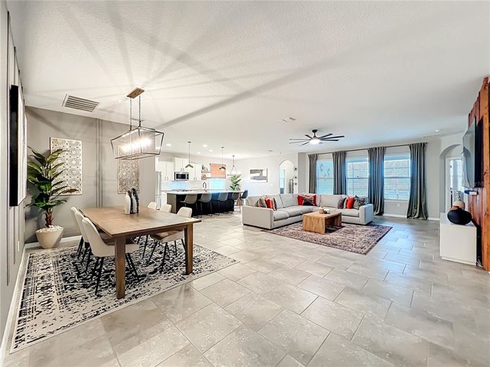 Image No.12-4 Bed House for sale