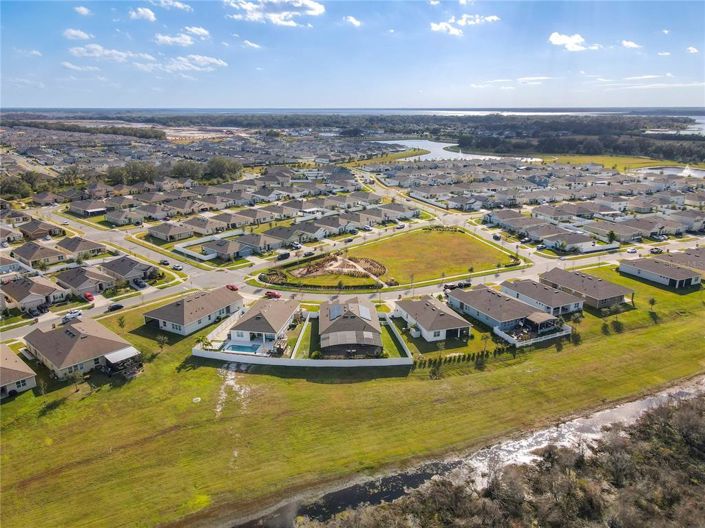 Image No.2-4 Bed House for sale