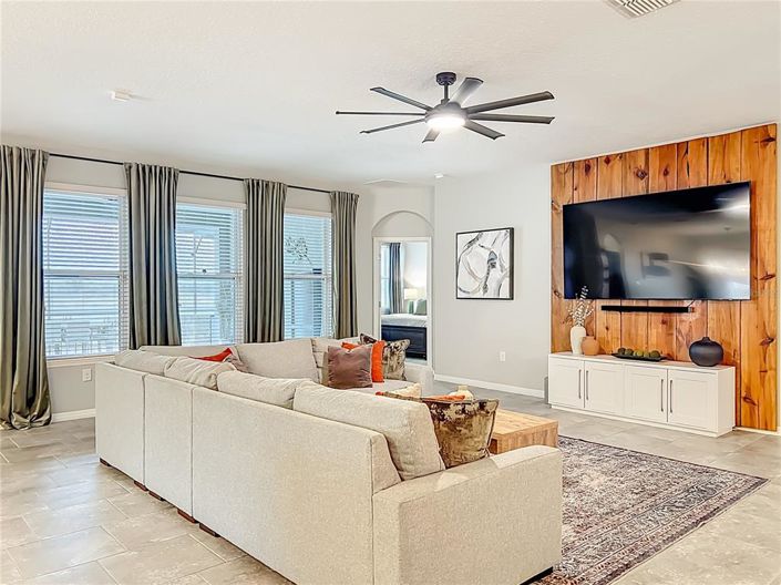 Image No.27-4 Bed House for sale