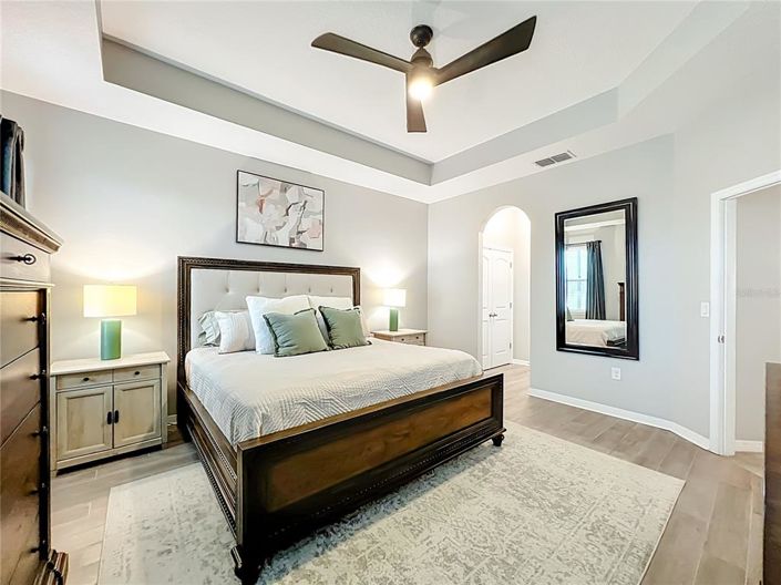 Image No.29-4 Bed House for sale