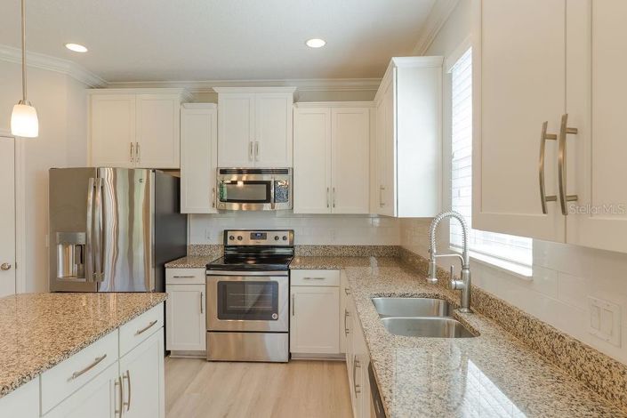 Image No.14-4 Bed House for sale