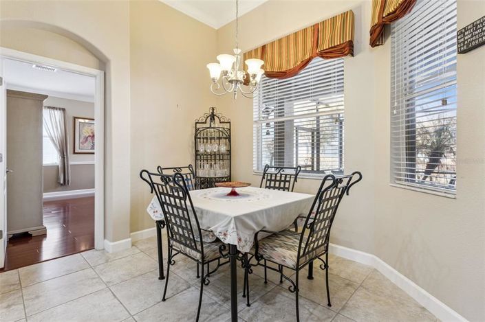 Image No.12-3 Bed House for sale