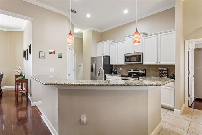 Image No.14-3 Bed House for sale