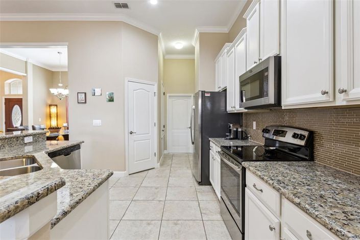 Image No.15-3 Bed House for sale