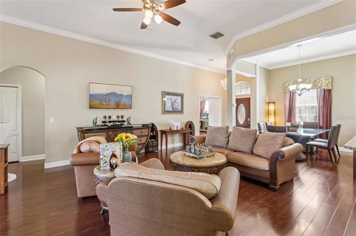 Image No.7-3 Bed House for sale