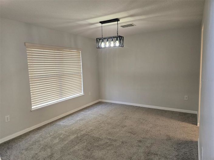 Image No.15-4 Bed House for sale