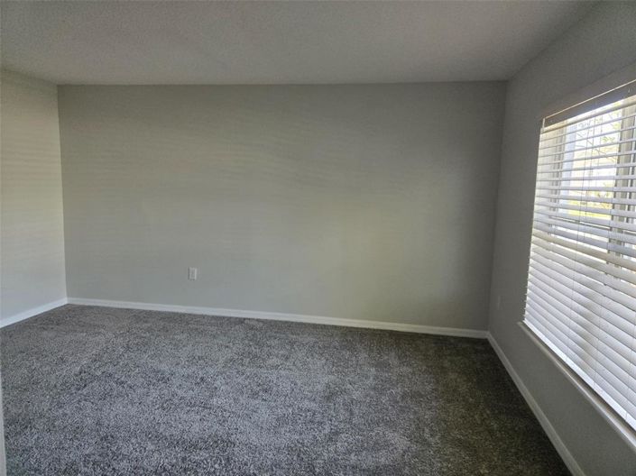 Image No.30-4 Bed House for sale