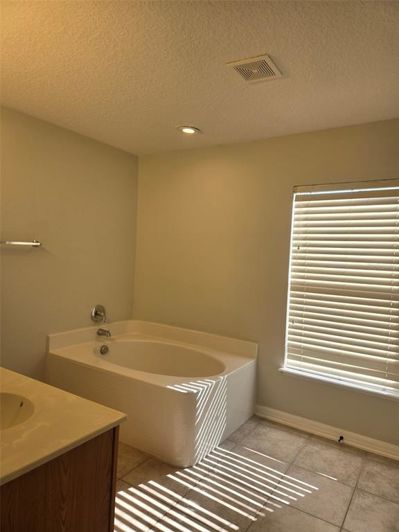 Image No.47-4 Bed House for sale