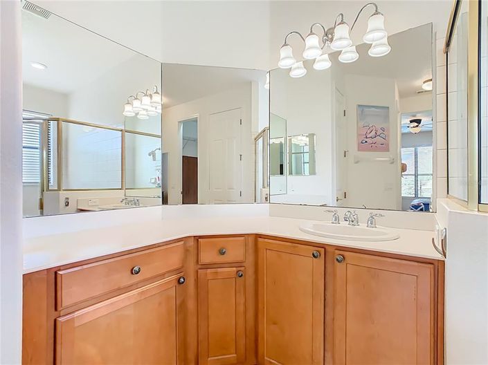 Image No.22-3 Bed House for sale