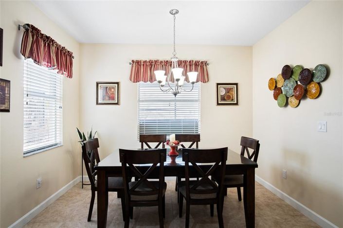 Image No.11-4 Bed House for sale