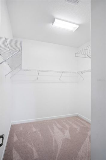 Image No.18-4 Bed House for sale