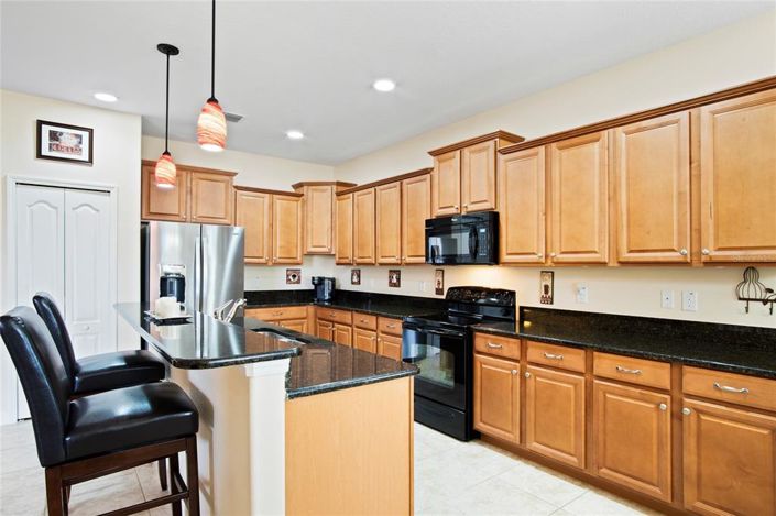 Image No.9-4 Bed House for sale