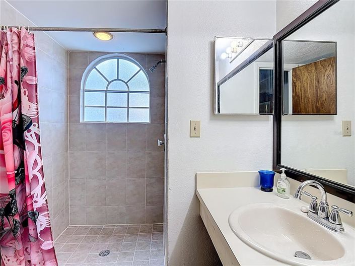 Image No.15-3 Bed Apartment for sale