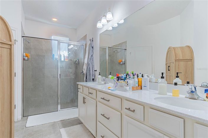 Image No.14-4 Bed House for sale