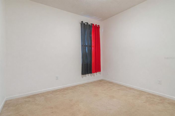 Image No.19-4 Bed House for sale