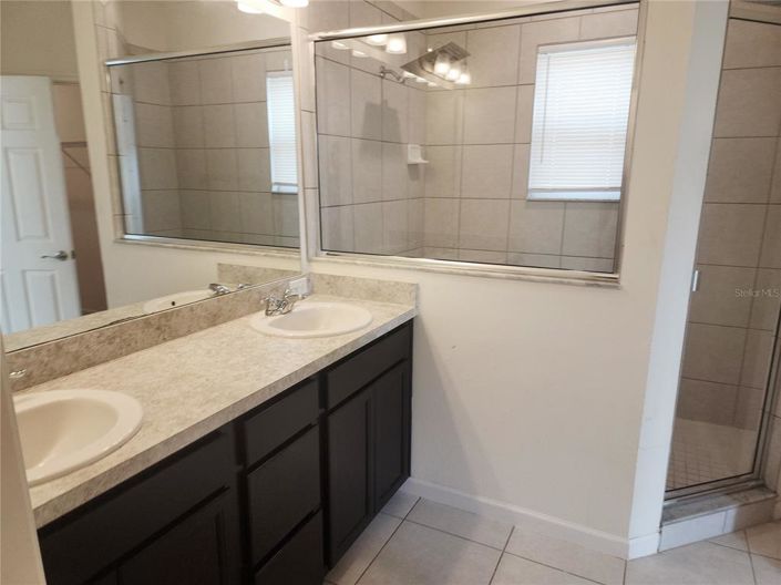 Image No.12-Maison de 5 chambres à vendre à Saint John