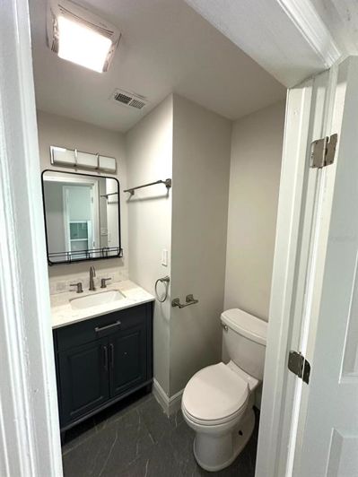 Image No.12-2 Bed Townhouse for sale