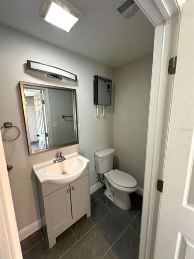 Image No.13-2 Bed Townhouse for sale