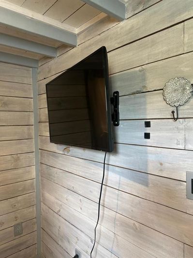 Image No.19-2 Bed Townhouse for sale