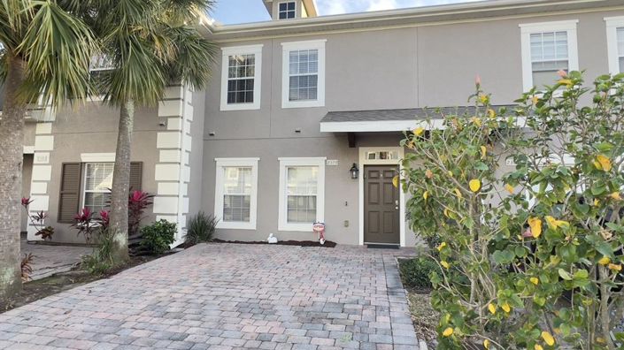 Image No.2-4 Bed Townhouse for sale