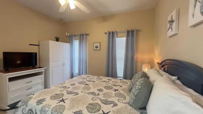 Image No.25-4 Bed Townhouse for sale