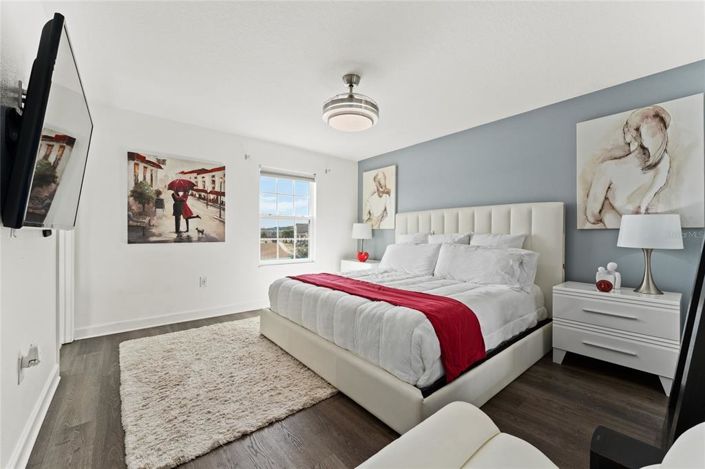 Image No.20-3 Bed Townhouse for sale