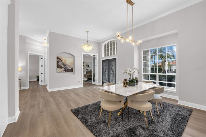 Image No.12-5 Bed House for sale