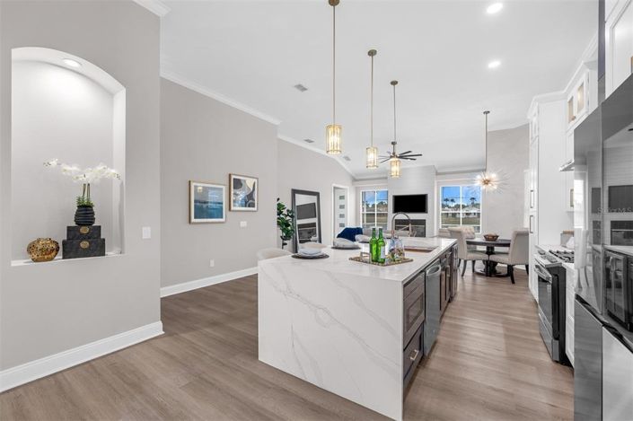 Image No.14-5 Bed House for sale