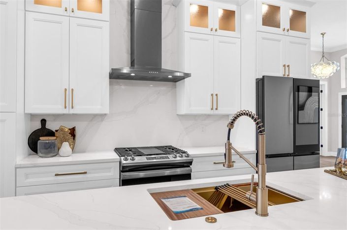 Image No.18-5 Bed House for sale