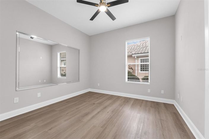 Image No.30-5 Bed House for sale