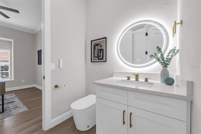 Image No.40-5 Bed House for sale