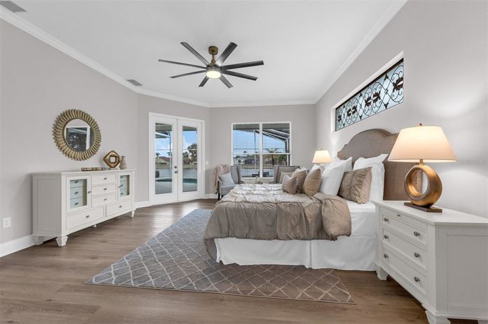 Image No.41-5 Bed House for sale