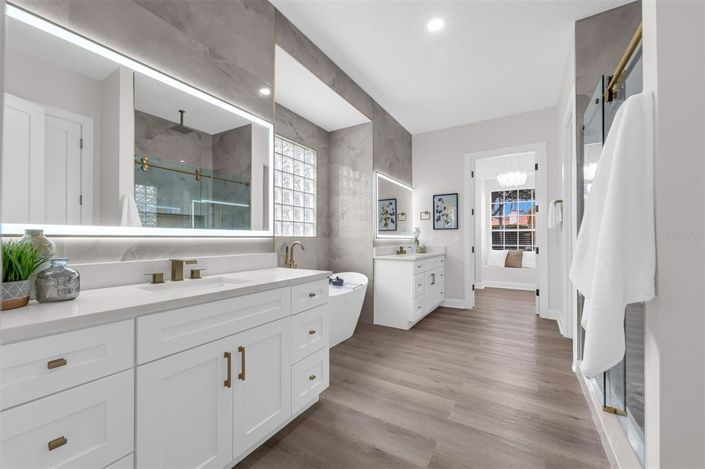 Image No.44-5 Bed House for sale