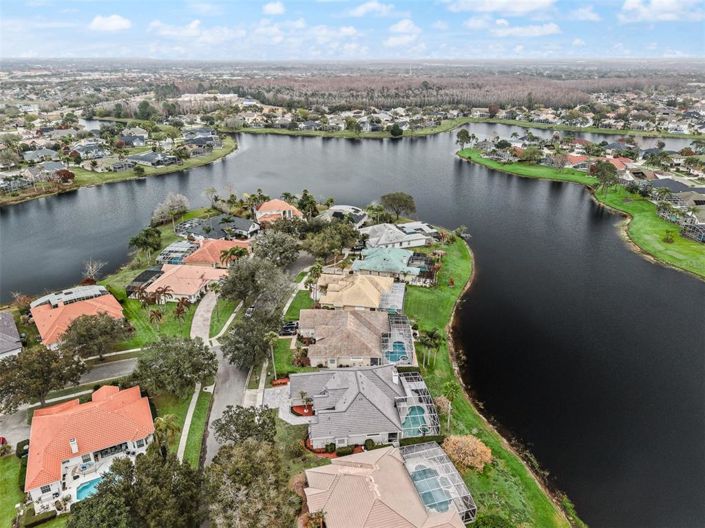 Image No.56-5 Bed House for sale