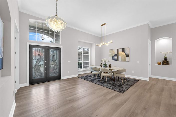 Image No.7-5 Bed House for sale