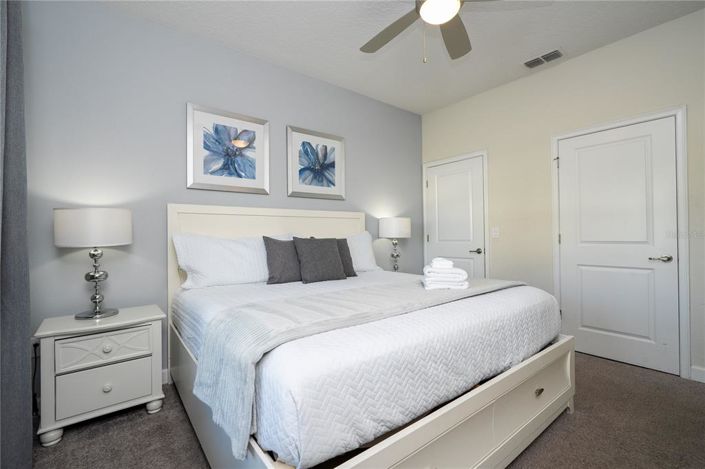 Image No.18-4 Bed Townhouse for sale