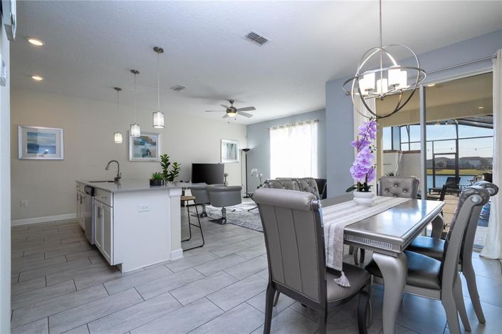 Image No.22-4 Bed Townhouse for sale