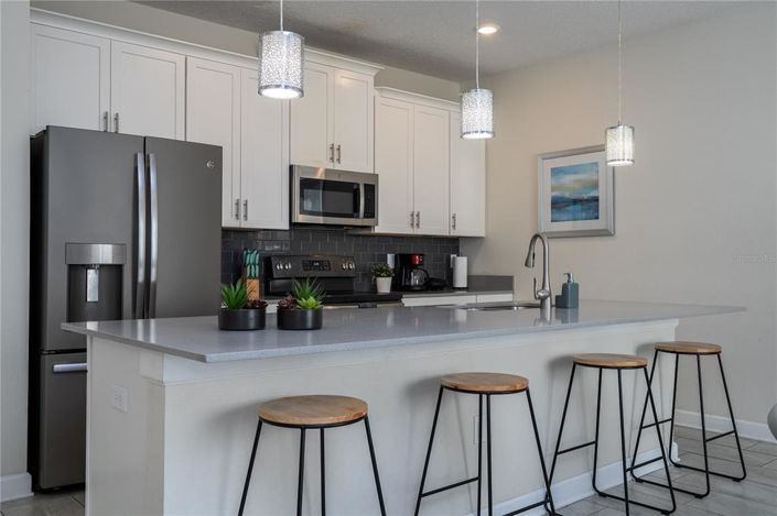 Image No.27-4 Bed Townhouse for sale